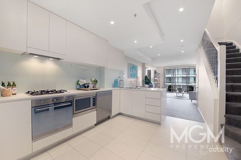 Property photo of 1108A/8 Bourke Street Mascot NSW 2020