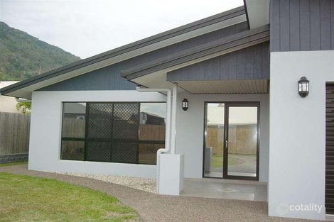 Property photo of 11 Lucy Close Kanimbla QLD 4870