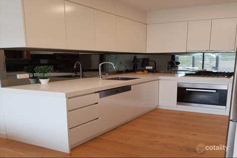 Property photo of 11/36 Crisp Street Hampton VIC 3188