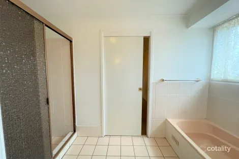 Property photo of 104 Gorokan Drive Lake Haven NSW 2263