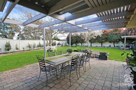 Property photo of 16 Nardoo Court Thurgoona NSW 2640