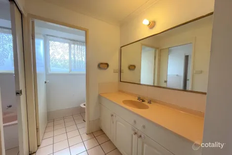 Property photo of 104 Gorokan Drive Lake Haven NSW 2263
