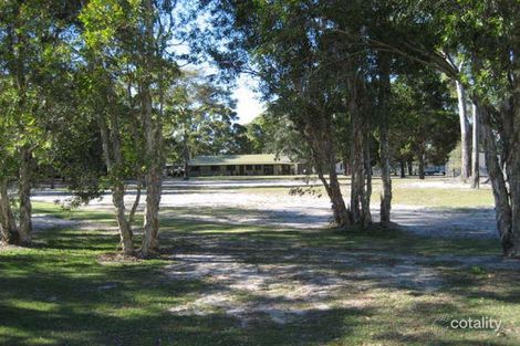 Property photo of 2 Bellay Road Beachmere QLD 4510