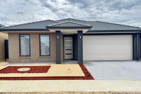 Property photo of 28 McKenzie Drive Clyde North VIC 3978