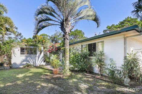 Property photo of 1 Kalemajere Drive Suffolk Park NSW 2481