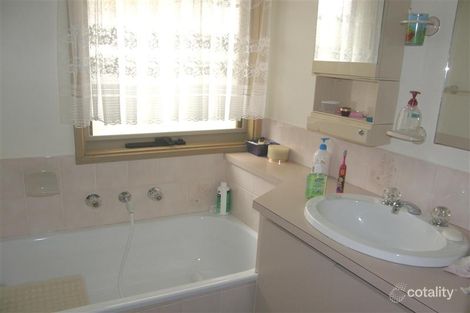 Property photo of 31 Argyle Crescent Werribee VIC 3030