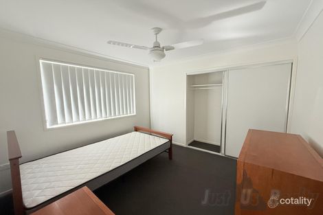 Property photo of 2 Sharp Crescent Branyan QLD 4670