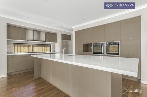 Property photo of 11 Batten Way Williams Landing VIC 3027