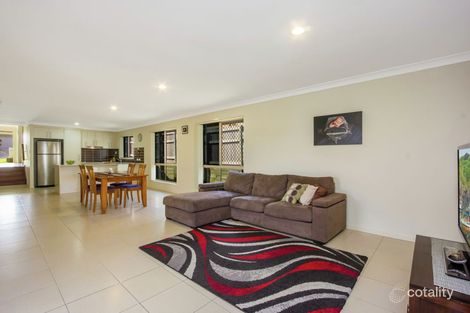 Property photo of 8 Violet Avenue Springfield Lakes QLD 4300