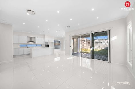 Property photo of 17 Flight Circuit Middleton Grange NSW 2171