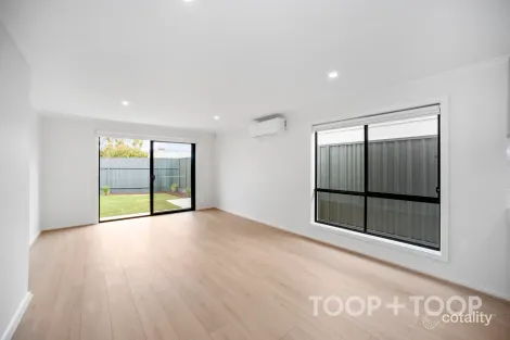 Property photo of 27A Edgecombe Road Davoren Park SA 5113