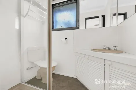 Property photo of 19 Mount Eagle Way Wyndham Vale VIC 3024