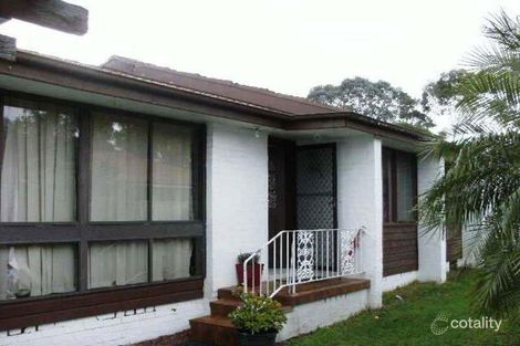 6 Batman Pl, St Johns Park, NSW 2176