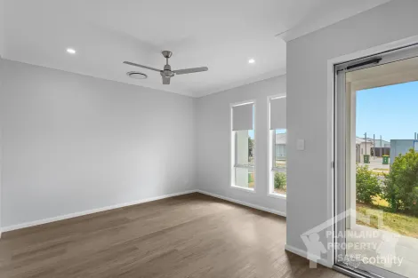 Property photo of 5 Darling Circuit Plainland QLD 4341