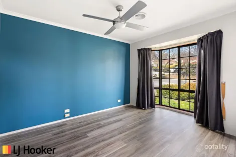 Property photo of 40 Leita Court Ngunnawal ACT 2913