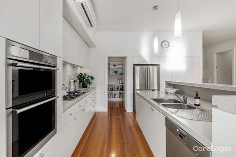 Property photo of 5 Irymple Avenue Glen Iris VIC 3146