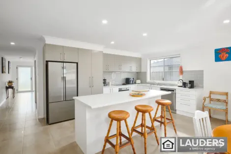 Property photo of 60 Albatross Way Old Bar NSW 2430
