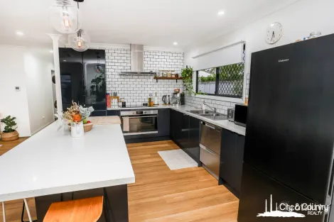 Property photo of 35 Cook Crescent Sunset QLD 4825