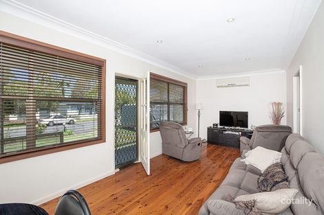 Property photo of 3 Barry Avenue Toronto NSW 2283