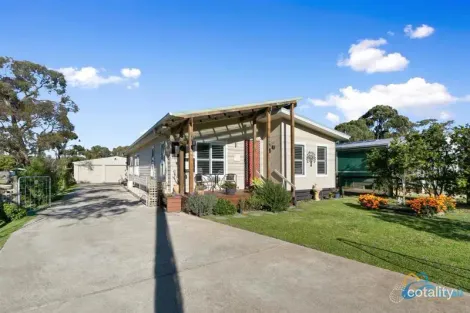 118 National Park Rd, Loch Sport, VIC 3851