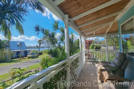 28 Jan St, Macleay Island, QLD 4184