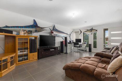 Property photo of 1/111 Silvereye Crescent Werribee VIC 3030