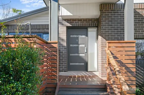 1/40 Lachlan Rd, Cardiff, NSW 2285