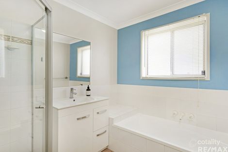 43 Inwood Cct, Merrimac, QLD 4226