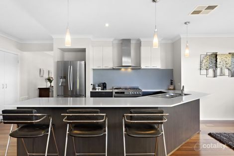 Property photo of 1 Vaucluse Rise Doreen VIC 3754