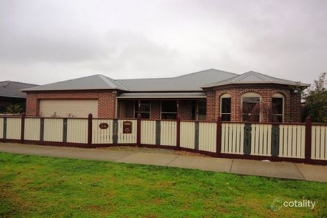 Property photo of 34 Thomas Carr Drive Tarneit VIC 3029