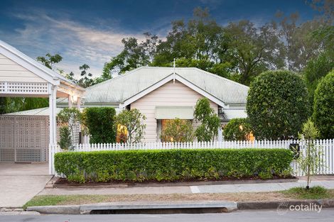 Property photo of 15 The Drive Bardon QLD 4065