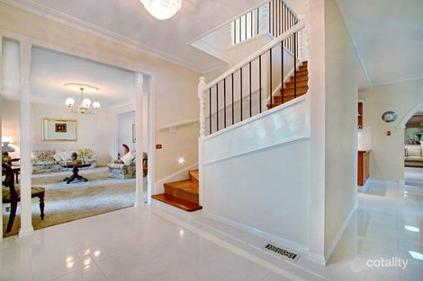 Property photo of 11 Dellfield Drive Templestowe Lower VIC 3107