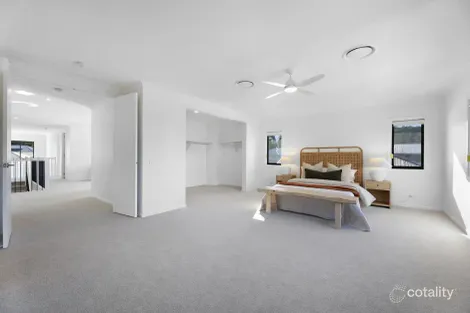 Property photo of 17 Suncove Court Burleigh Heads QLD 4220