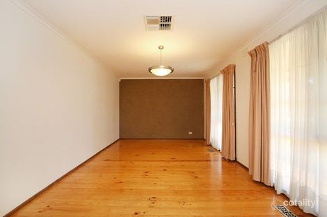 Property photo of 5 Rosehill Court Mill Park VIC 3082