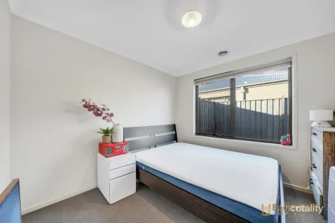 Property photo of 9 Aporum Avenue Wyndham Vale VIC 3024