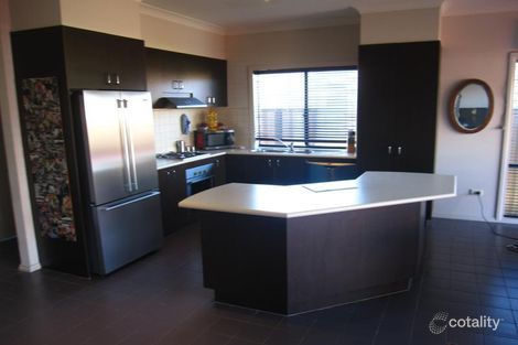 Property photo of 29 Pendragon Crescent Derrimut VIC 3026