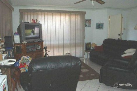 Property photo of 32 Gentian Avenue Macquarie Fields NSW 2564