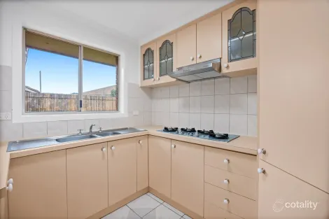 Property photo of 1/1 Plath Close Delahey VIC 3037