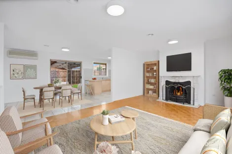 Property photo of 1/1 Plath Close Delahey VIC 3037