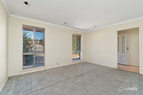 Property photo of 2 Ruthin Way Wanneroo WA 6065