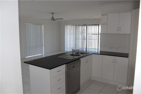 Property photo of 48 Miami Terrace Blacks Beach QLD 4740