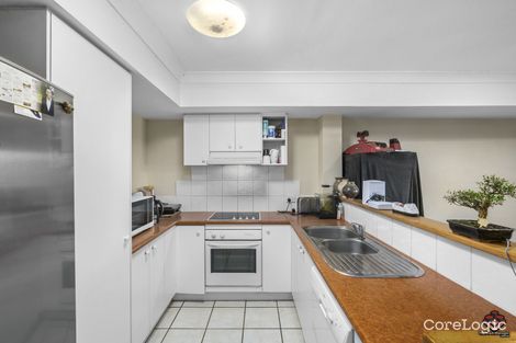 Property photo of 504/2 Gentian Drive Arundel QLD 4214