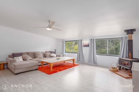 Property photo of 90 Sandy Creek Road Victory Heights QLD 4570