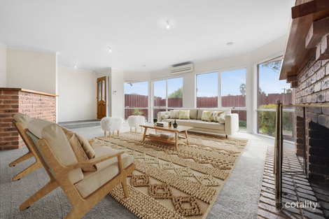 Property photo of 33 Milroy Crescent Seaford VIC 3198