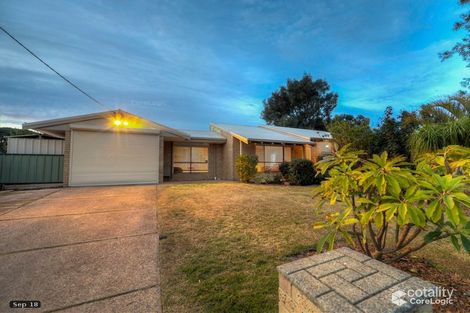 22 Essex St, Forrestfield, WA 6058