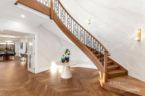 Property photo of 57 Waimarie Drive Mount Waverley VIC 3149