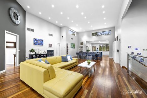 Property photo of 2 Isla Court Glen Park VIC 3352