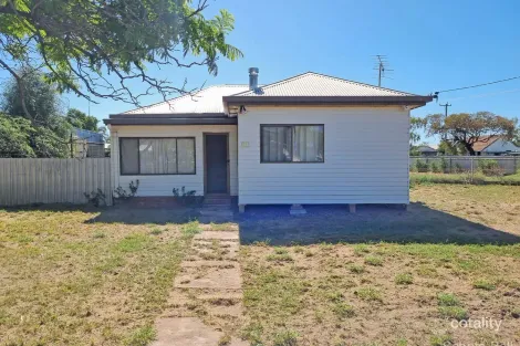 86 Bourke St, Brewarrina, NSW 2839