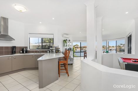 Property photo of 30 Topsail Circuit Banksia Beach QLD 4507