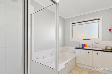 Property photo of 2 Reid Street Maffra VIC 3860